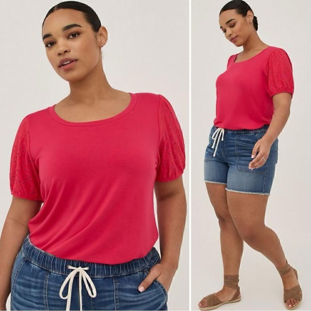 Torrid Classic Fit Super Soft Scoop Neck Eyelet Sleeve Tee, Sz Large